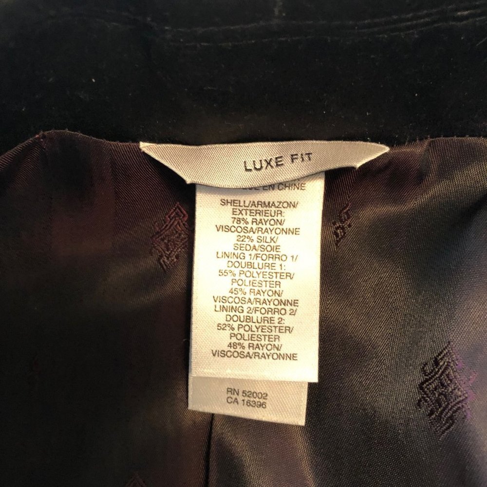 Claiborne Lux Men's Shawl Lapel Tuxedo, sz 42R, color Black, Textured Fabric - Picture 3 of 13